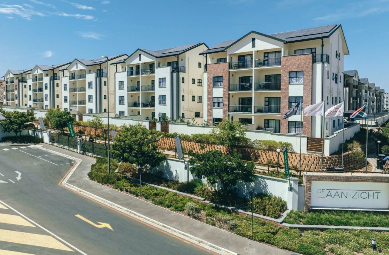 Luxury Apartment in Lifestyle Estate For Sale in Atlantic Hills, Milnerton