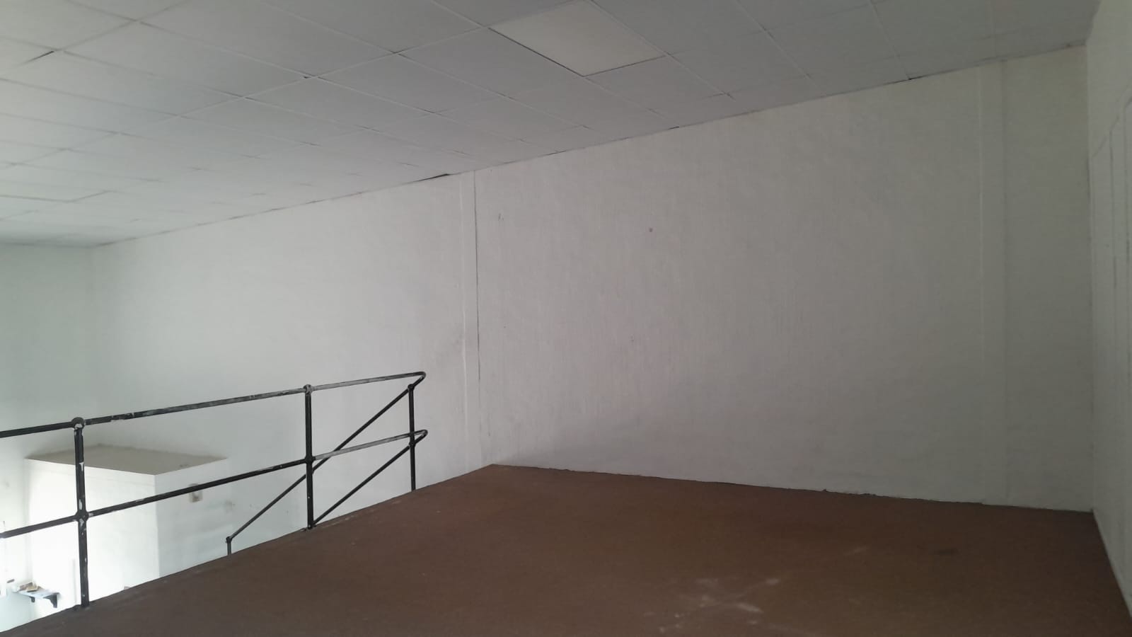 Retail Showroom To Let in Ballito Business Park
