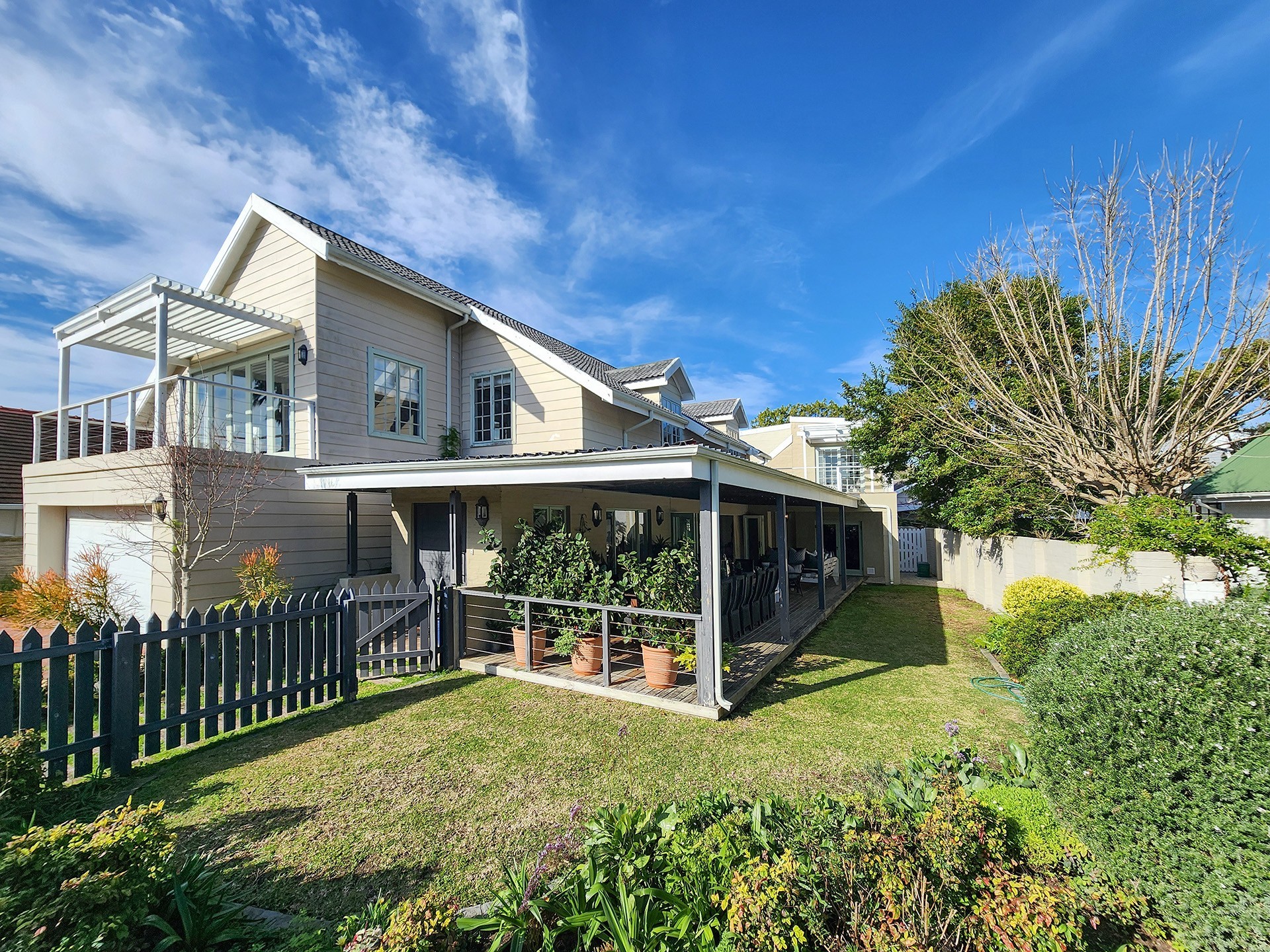 Rent till November 2026, a beautiful furnished spacious 5 bedroom house on Leisure Island.