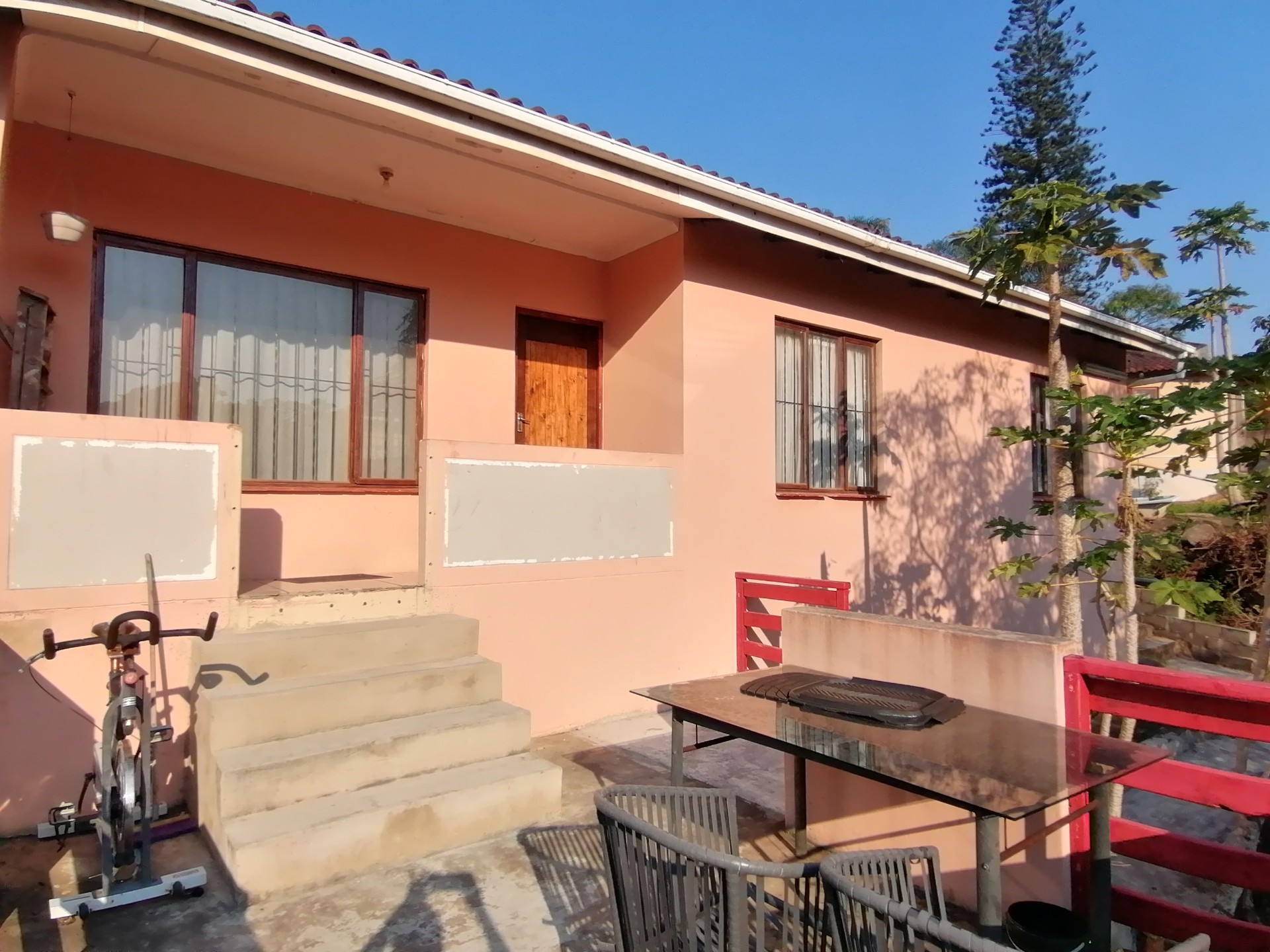 Investment Opportunity, house with three flats