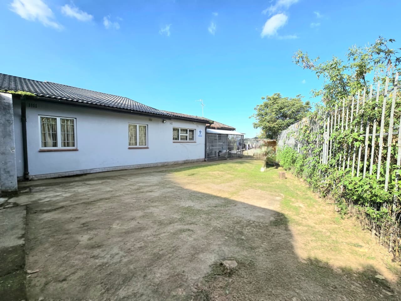 House For Sale in Shallcross, Chatsworth, KwaZulu Natal