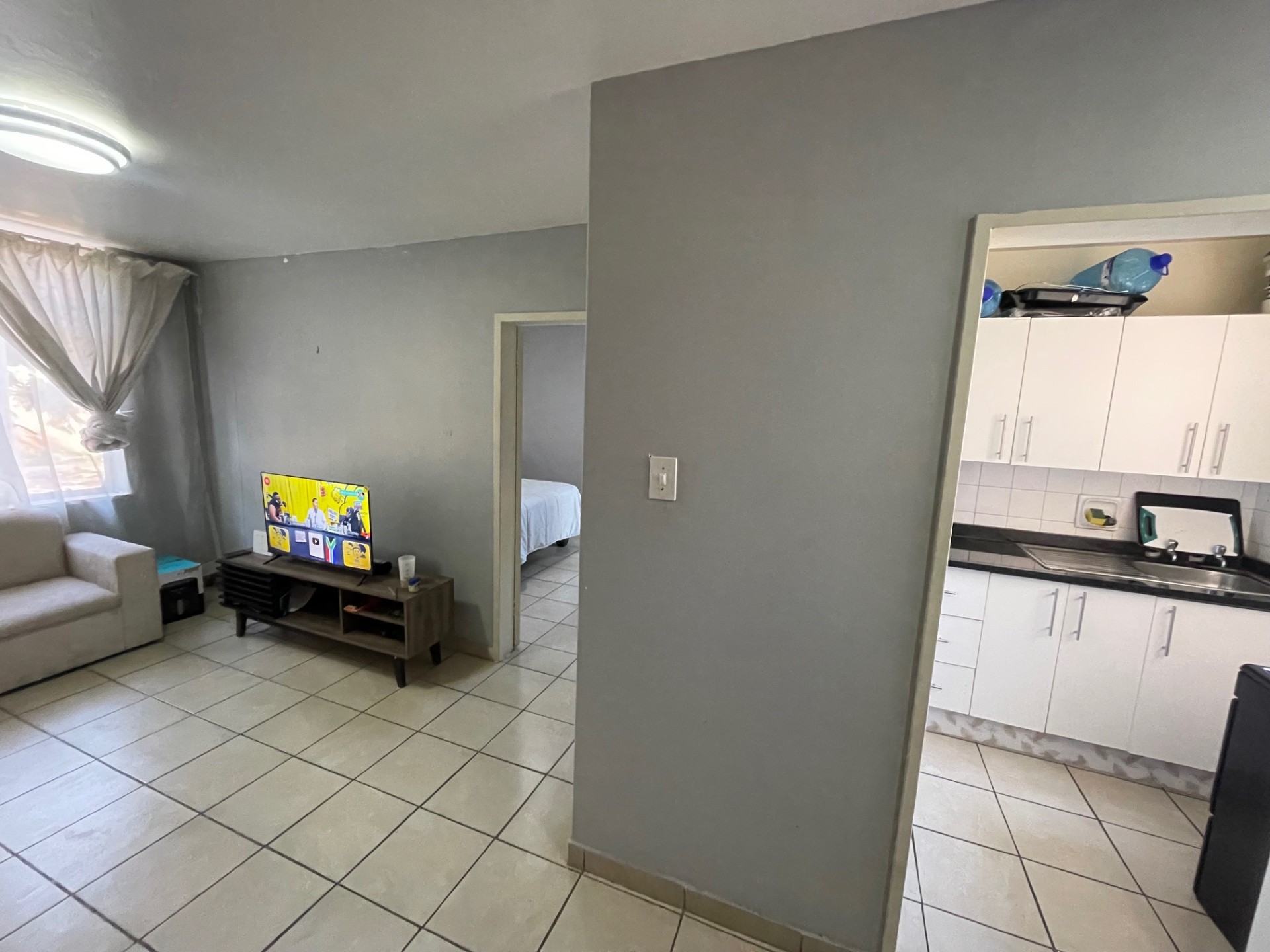 Full One Bedroom Apartment For Sale in Arcadia near UP.