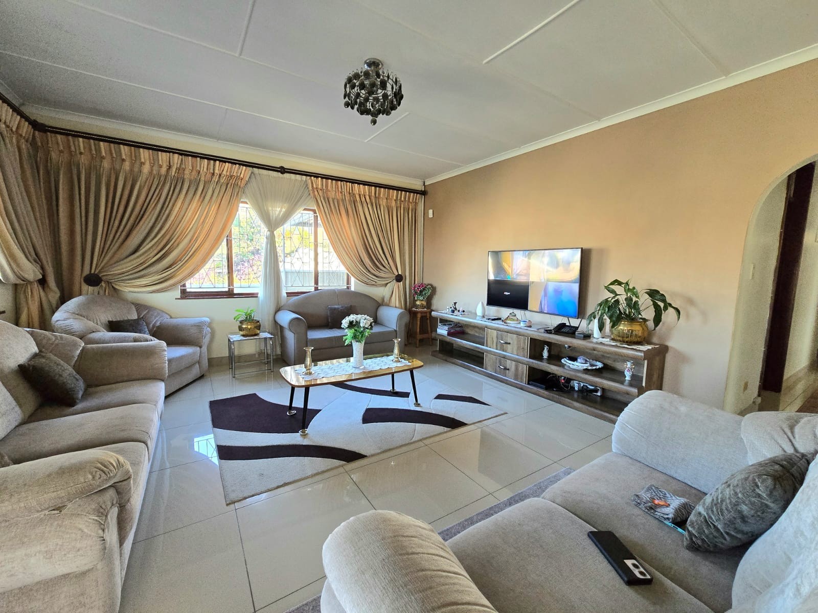 House for sale in Clare Hills, Durban, KwaZulu Natal, 200 m²