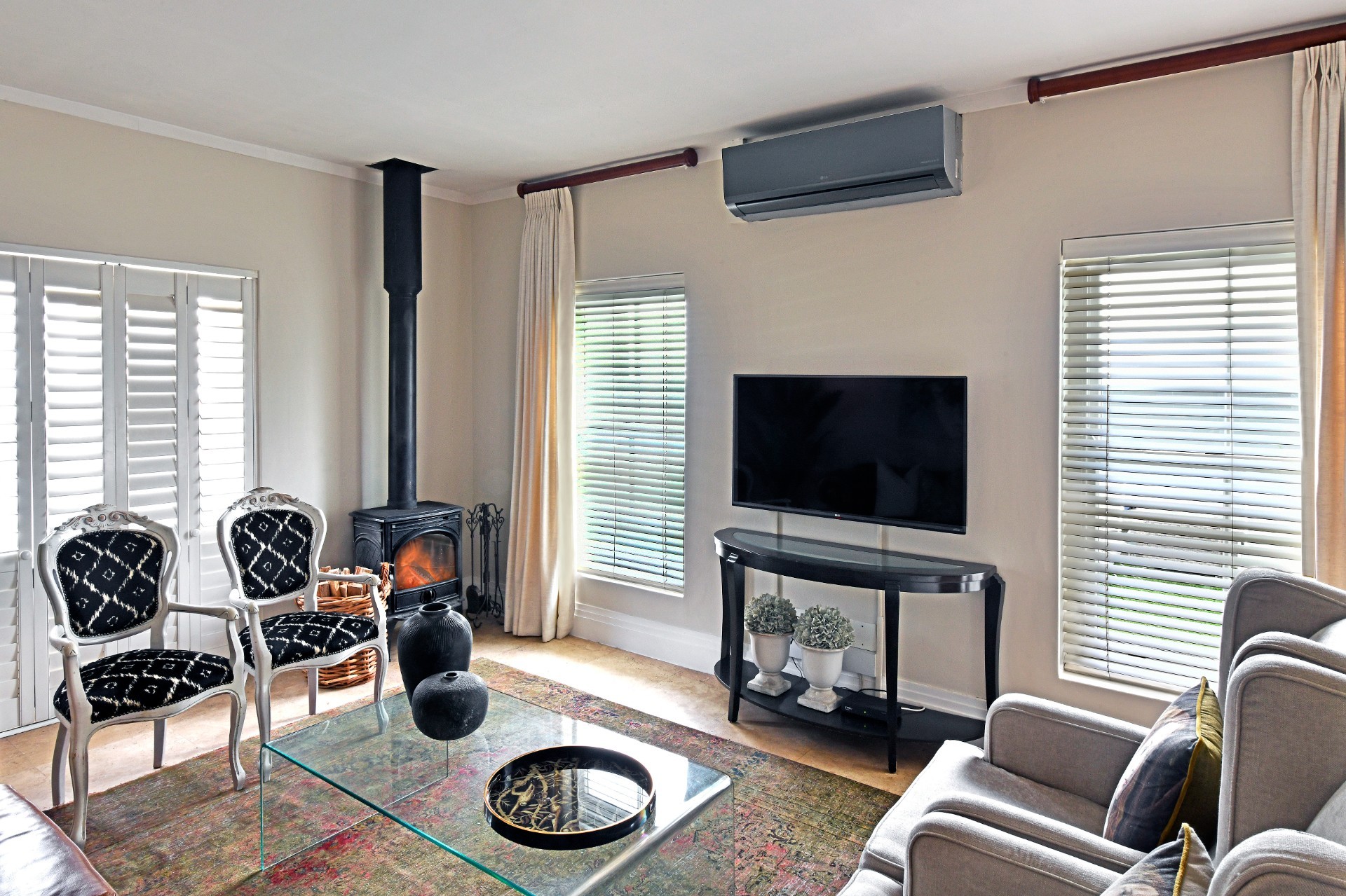Turnkey Boutique Apartment Portfolio in a Prime Franschhoek Location
