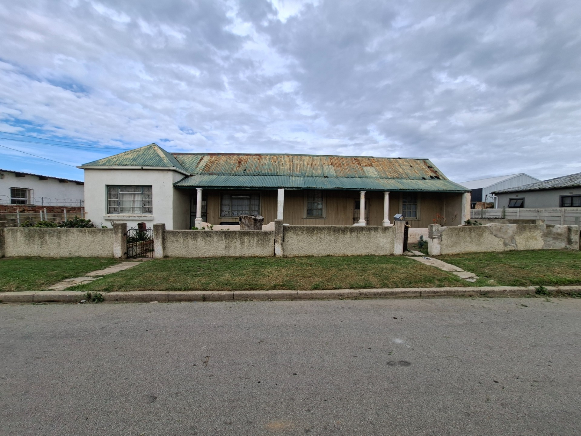 971m² Development Opportunity in Sidwell - Ideal for Commercial Conversion