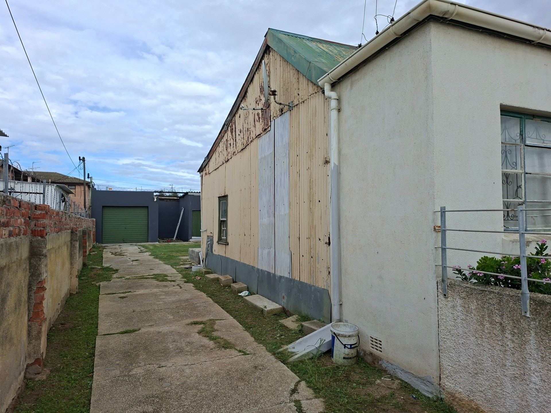 971m² Development Opportunity in Sidwell - Ideal for Commercial Conversion