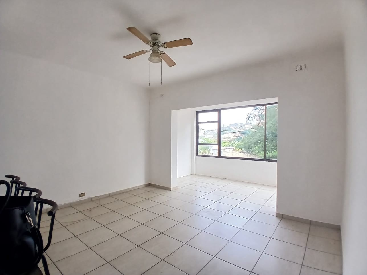 2 Bedroom 1 Full bathroom Apartment in Margate