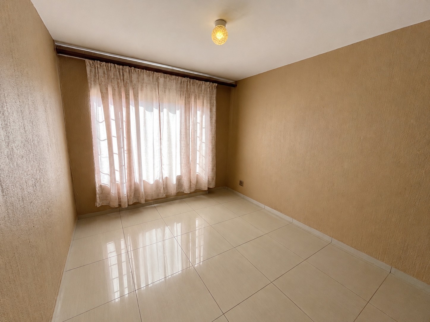 Excellent Investment Opportunity in Summer Place - 3-Bedroom Apartment