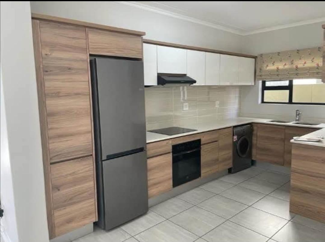 2 bed 2bath to rent in Waterfall ,Midrand