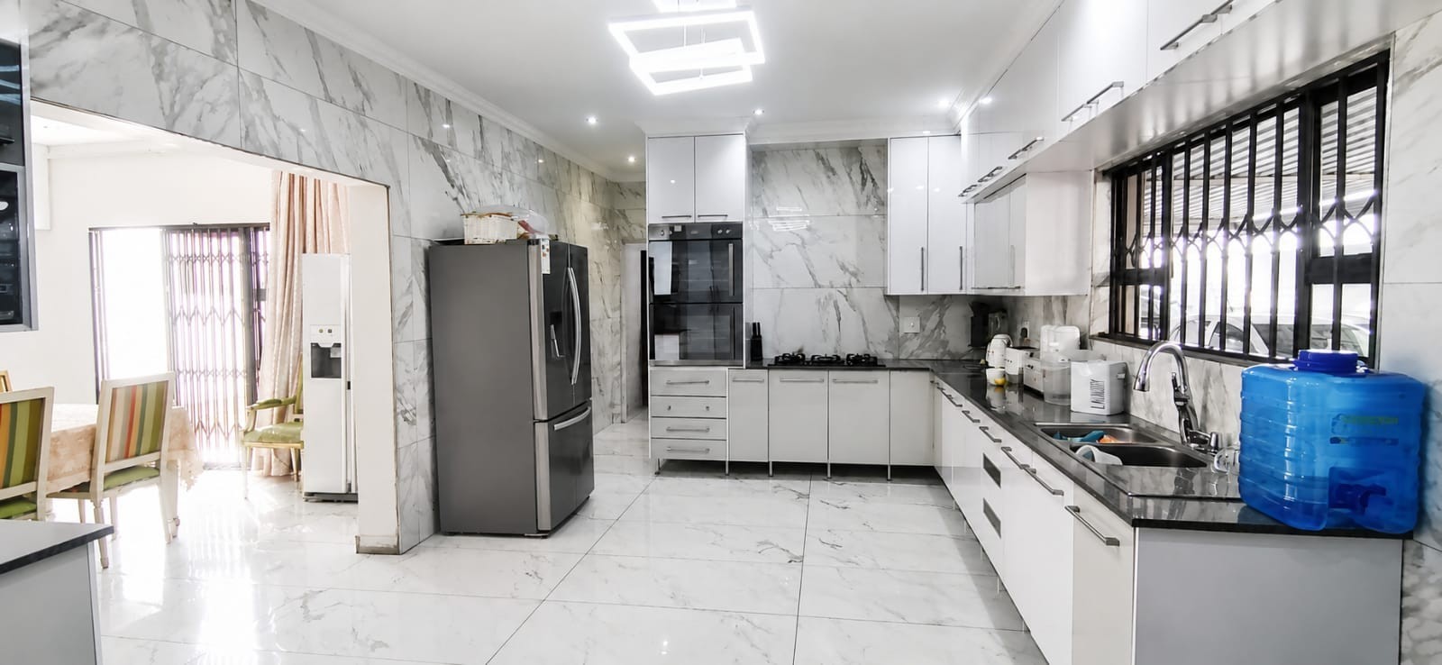 Modern Family Home with Excellent Security and Water-Saving Features