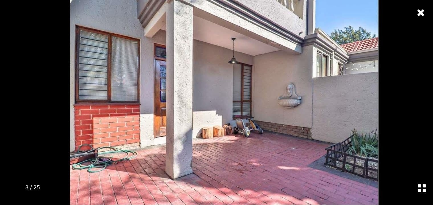Townhouse For Sale in Vorna Valley, Midrand