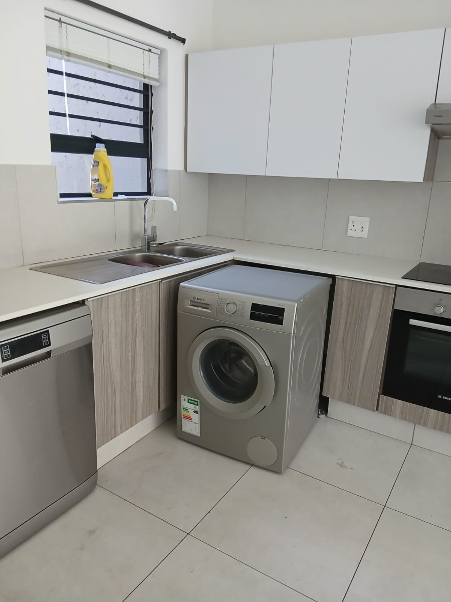 2bed 2bath to rent in fourways