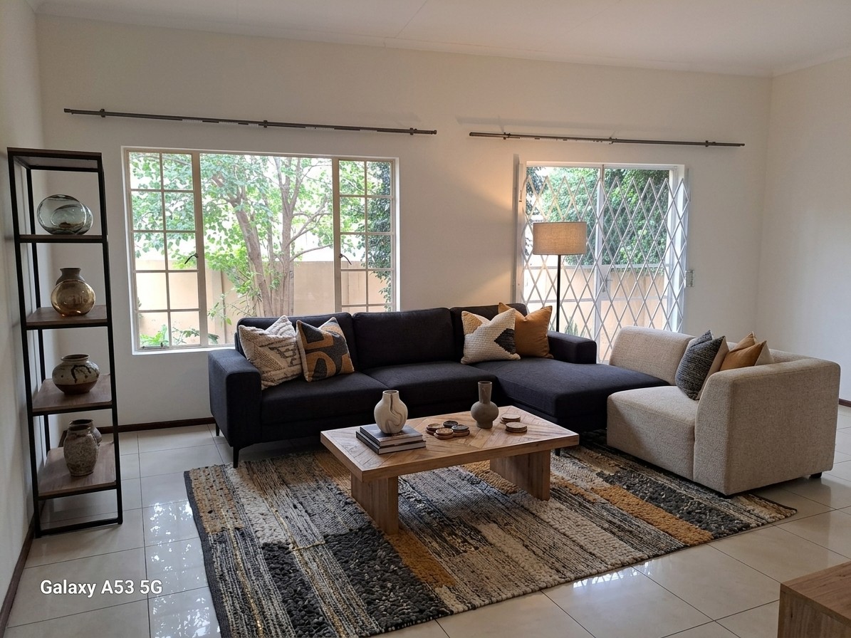 3 BEDROOMS 2 BATHROOMS.