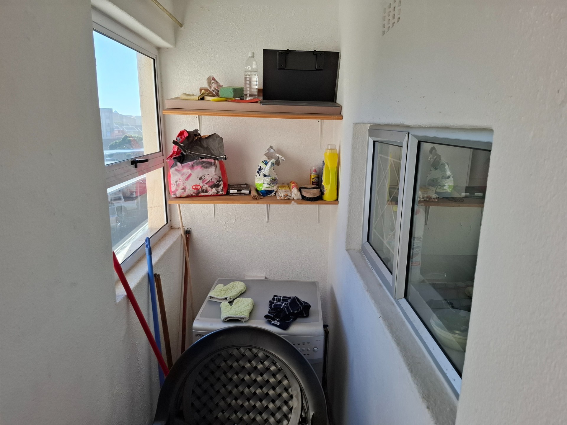 Apartment To Rent in Lawrence Rocks, Margate, KwaZulu Natal
