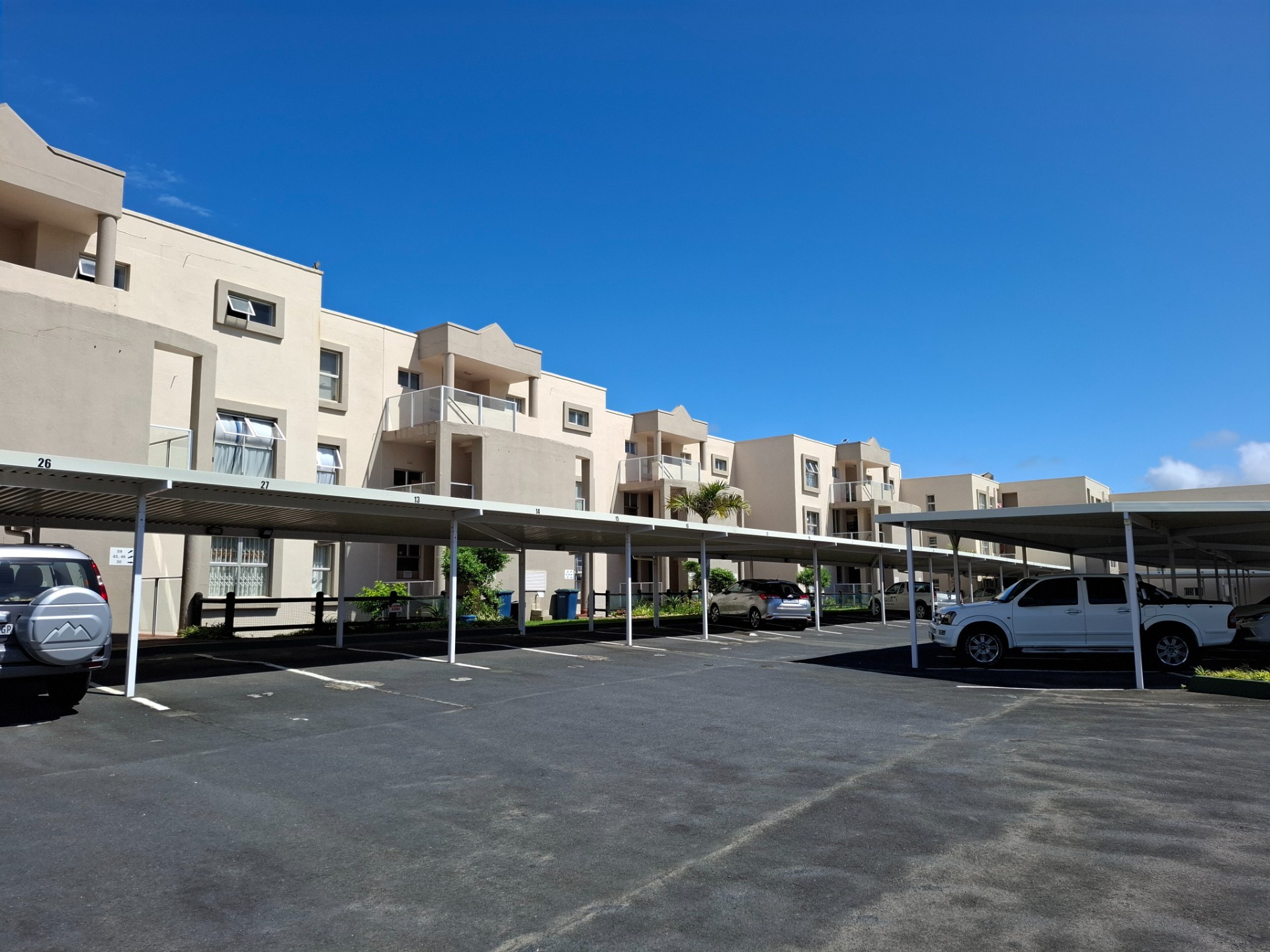 Apartment To Rent in Lawrence Rocks, Margate, KwaZulu Natal
