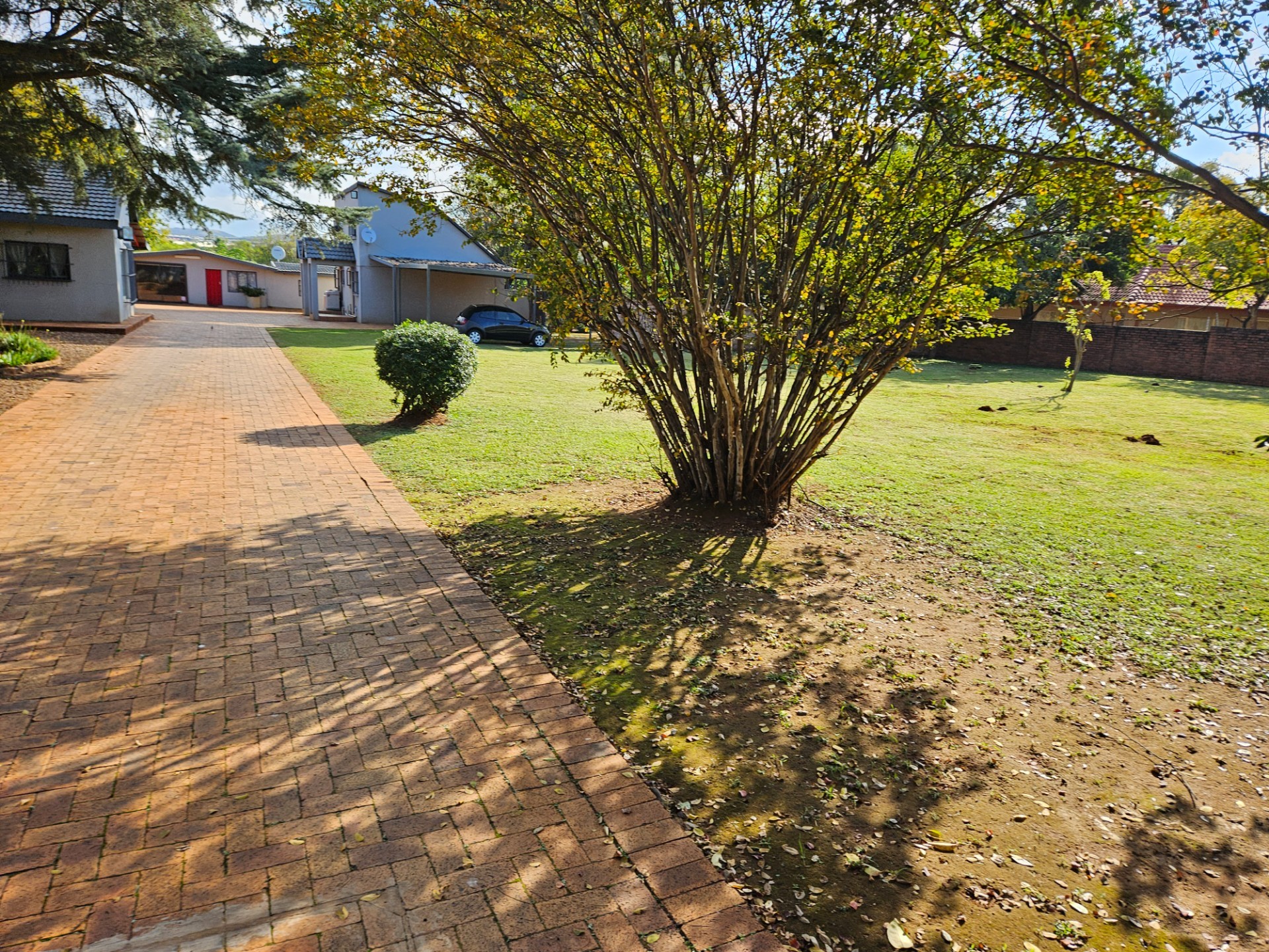 Small Holding For Sale in Raslou AH, Centurion