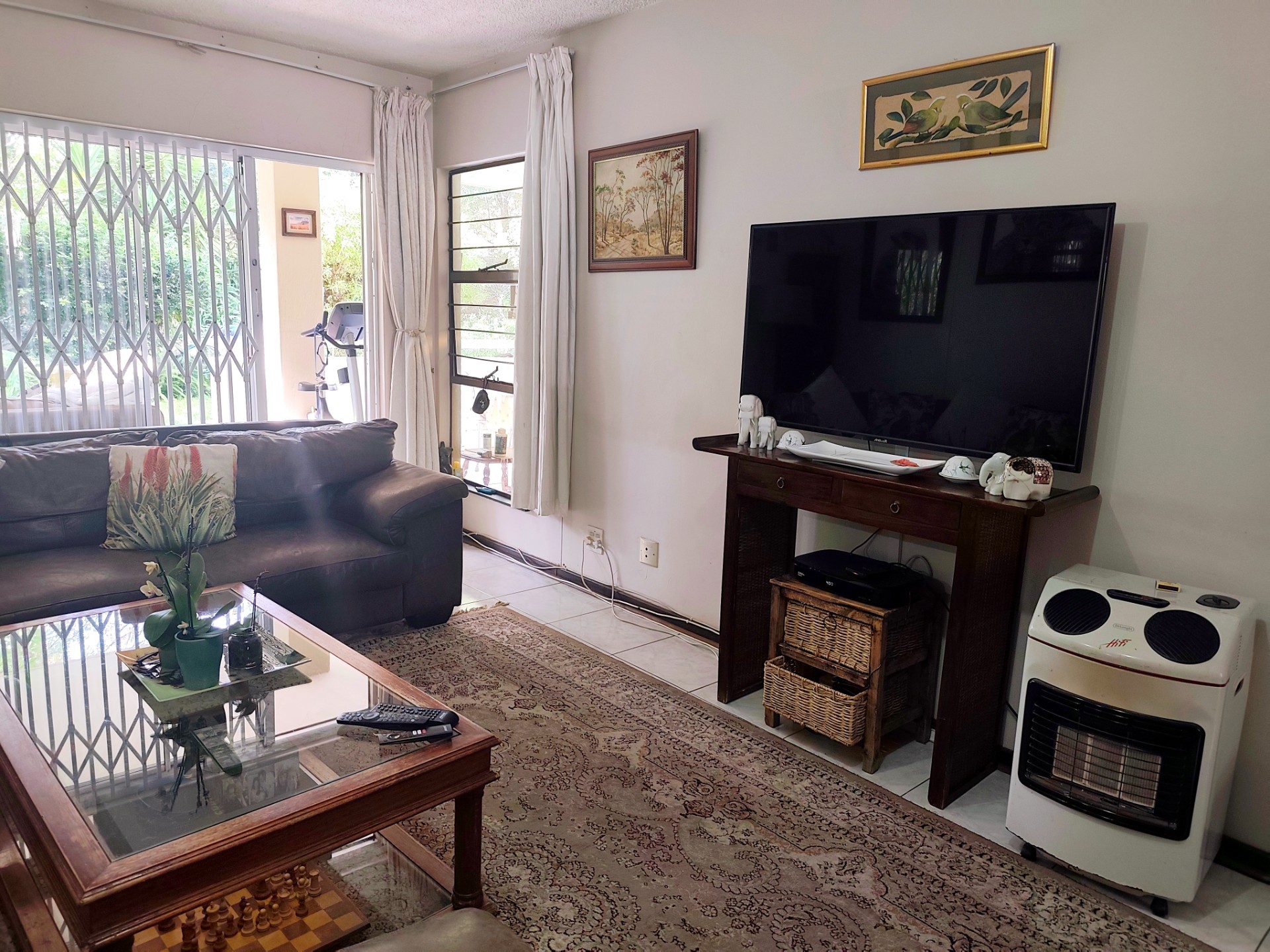 3 Bed 2 Baths