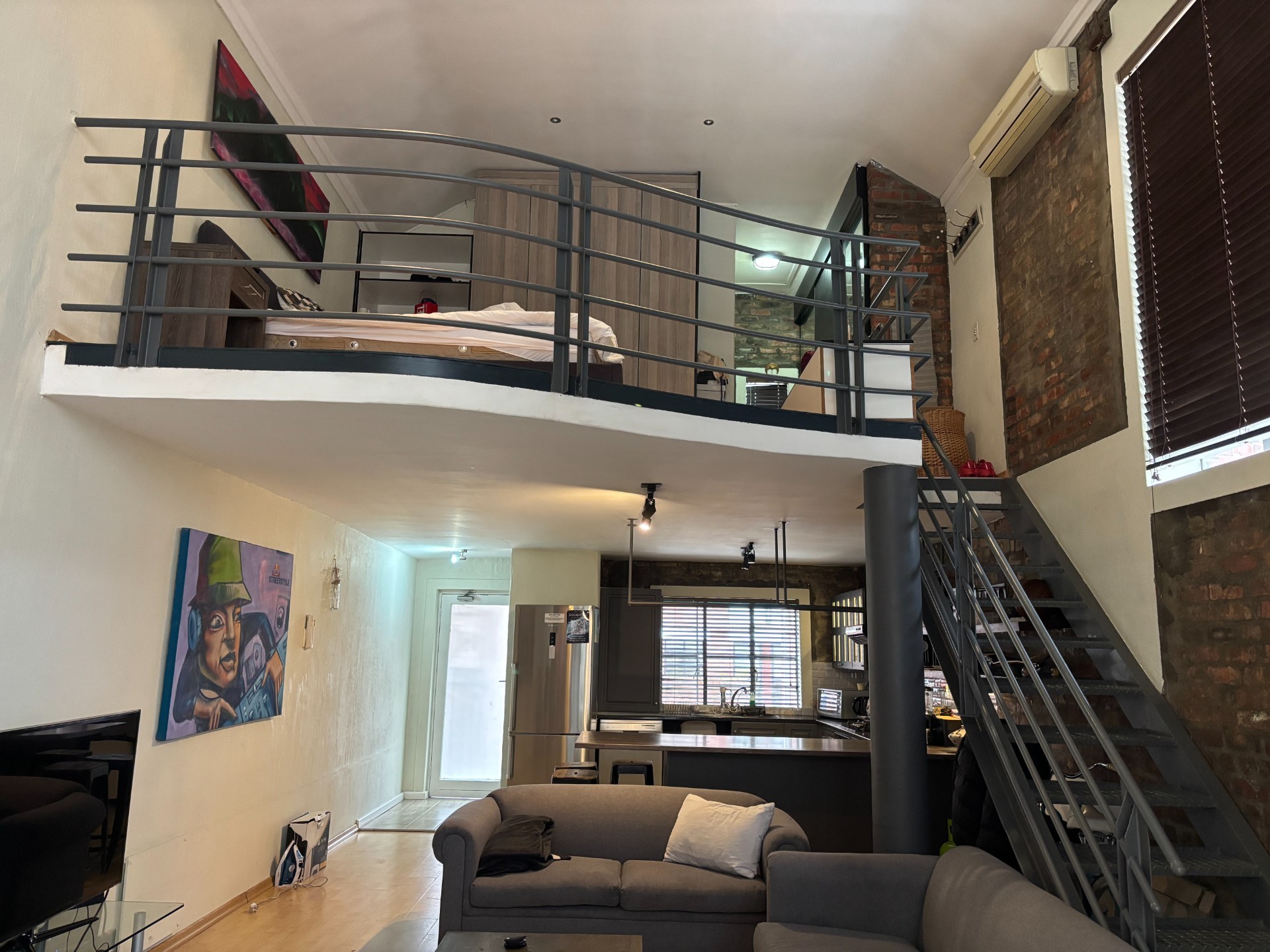Loft Apartment To Rent in De Waterkant, Cape Town