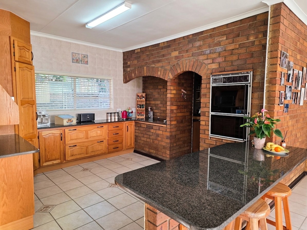 Glen Marais - 4 Bedroom / 2 bath and Study