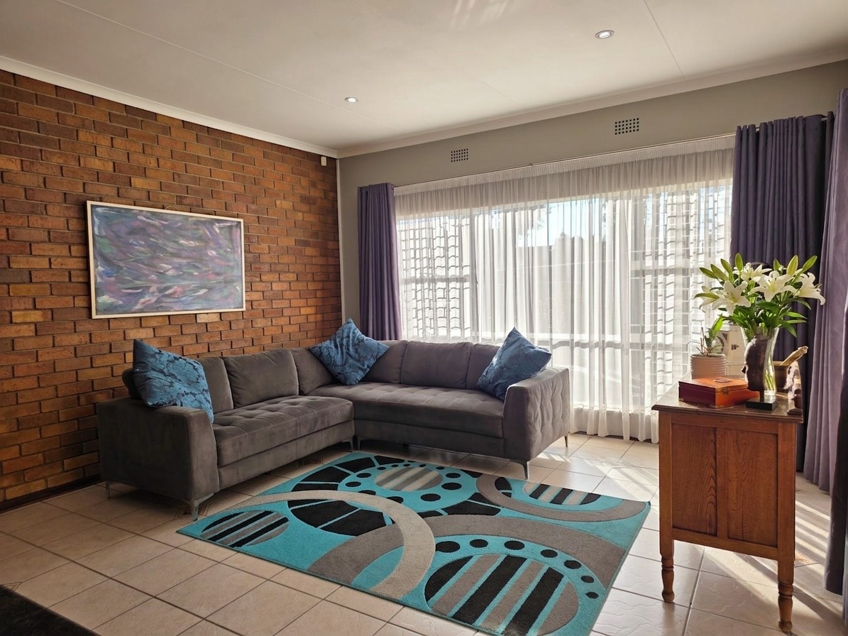 Glen Marais - 4 Bedroom / 2 bath and Study