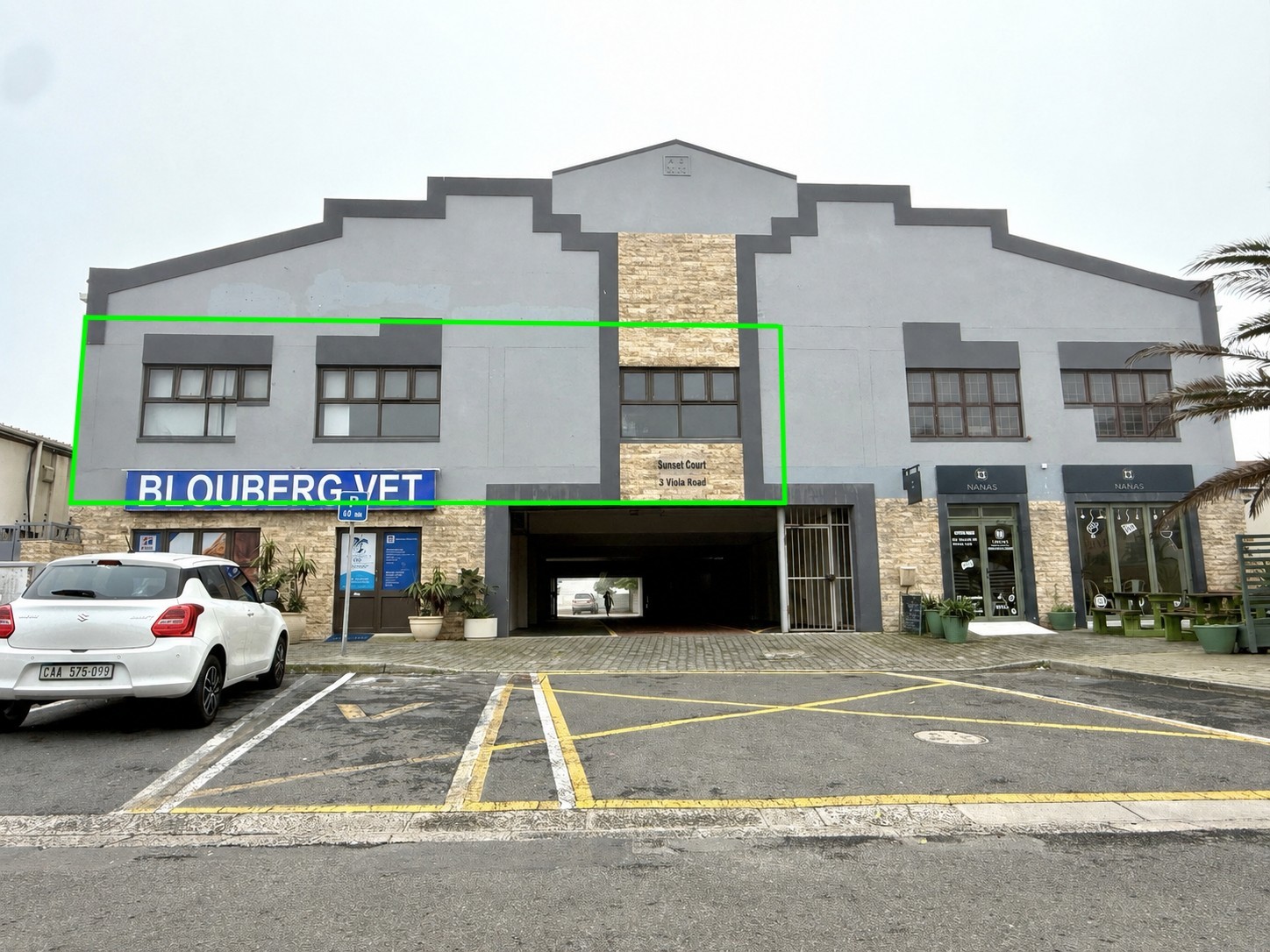 Versatile 252m² Commercial Space in Prime Location