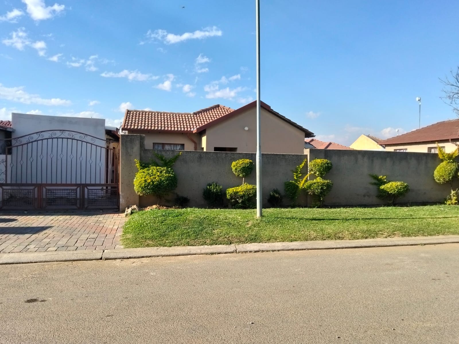 House For Sale in Birch Acres, Kempton Park