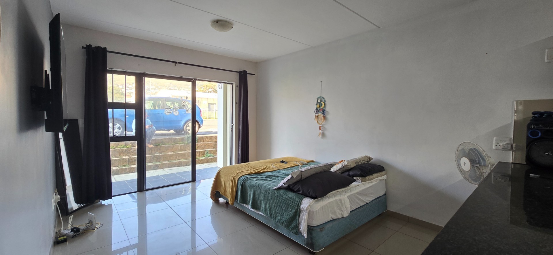 Apartment For Sale in Gordons Bay Central, Gordons Bay