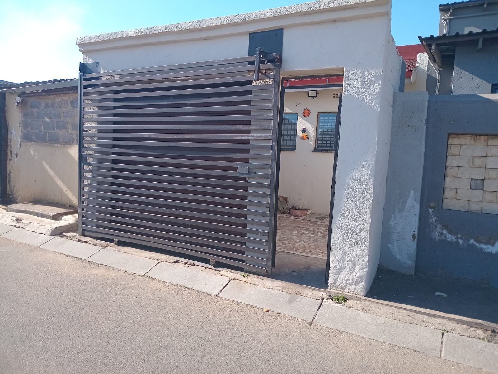 House For Sale in Meadowlands, Soweto