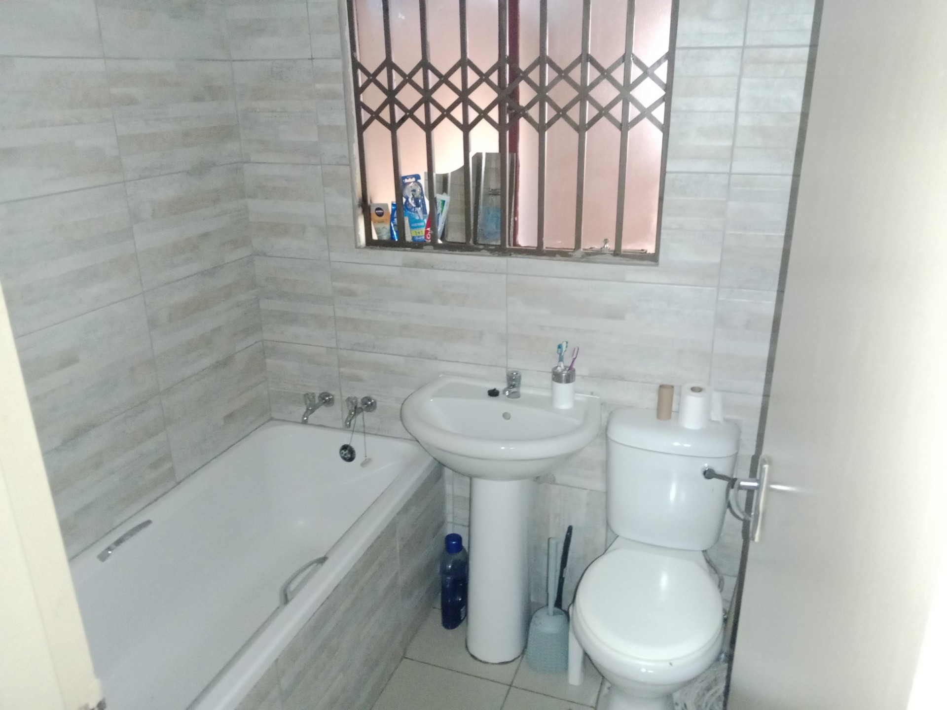 3 Bedroom House For Sale in Soshanguve East Ext 5, Soshanguve East, Soshanguve