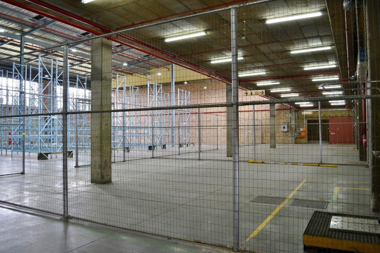 WORLD CLASS FACILITY, OPPORTUNITY FOR BIG CORPORATE TO MOVE INTO EXCELLENCE, SET UP LOTS OF EXISTING
