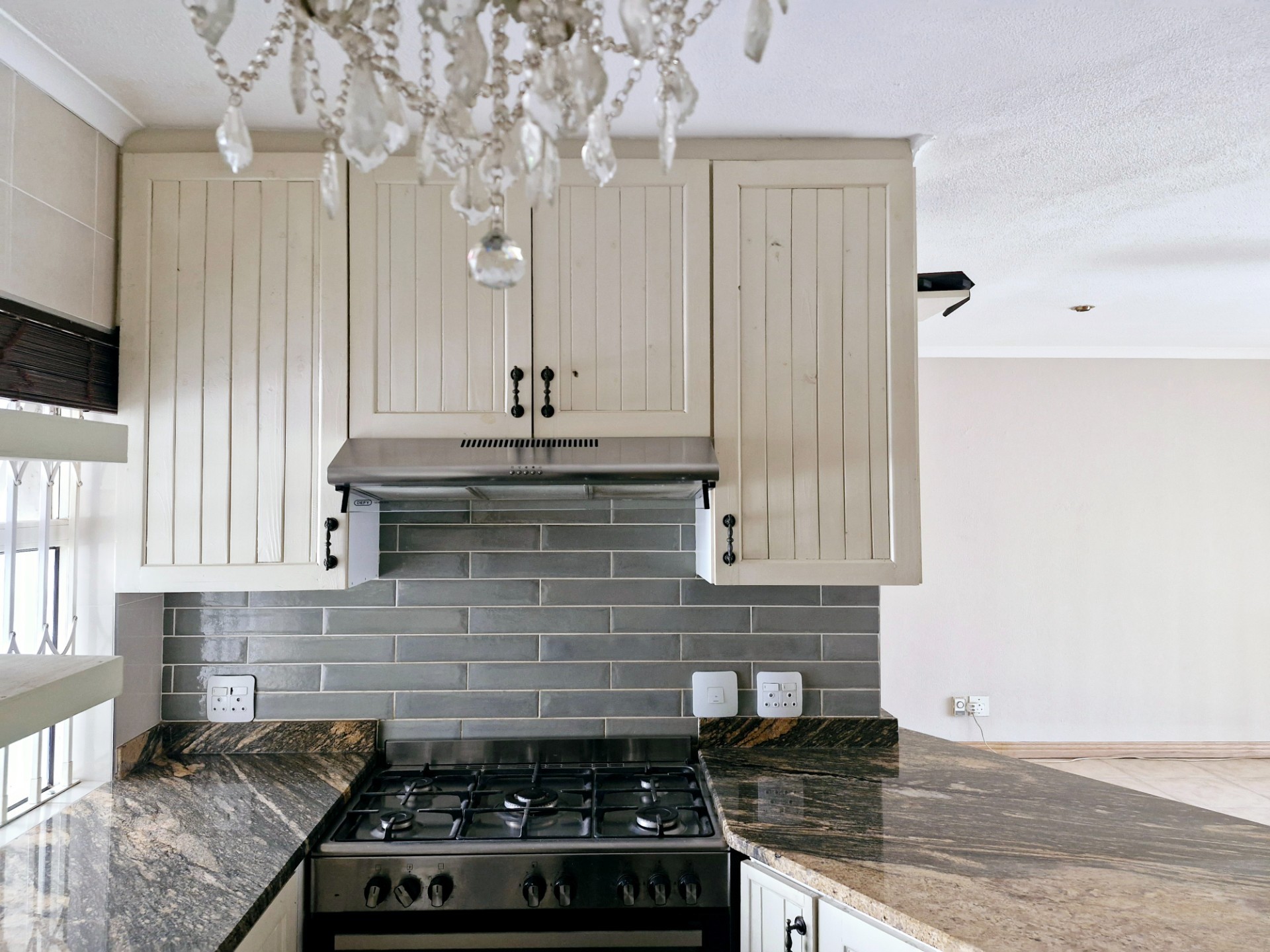 Stylish Living Redefined: A Luxurious Townhouse for Rental