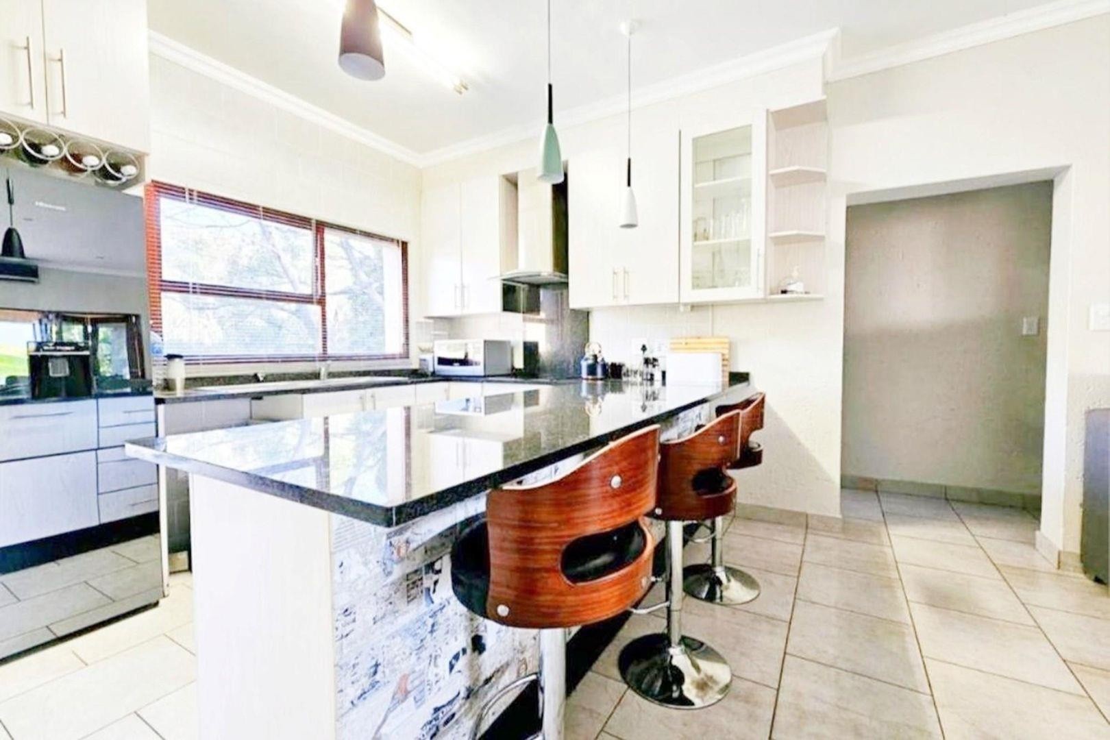 Apartment For Sale in Key West Estate, Hartbeespoort, North West