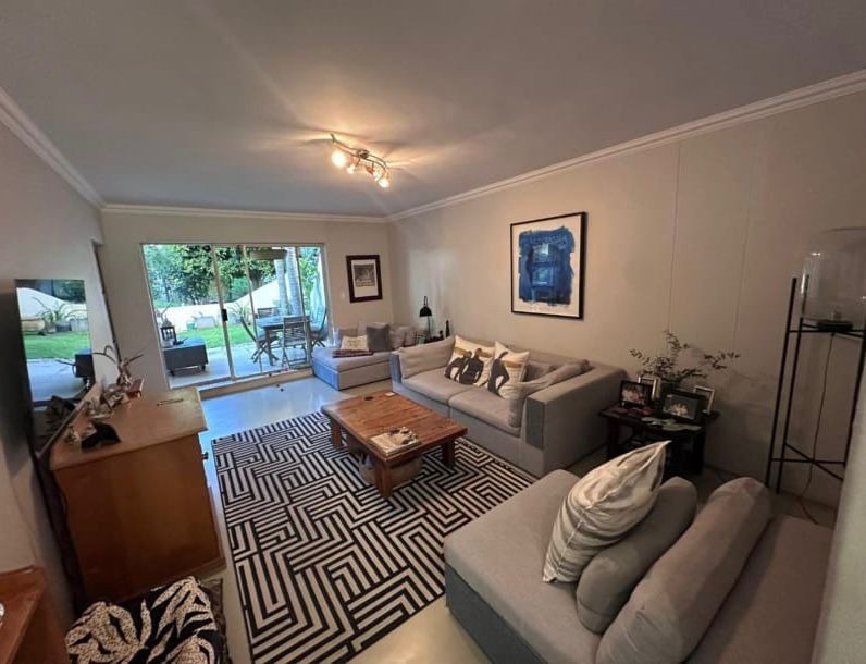 Apartment To Rent in Sandton Central, Sandton