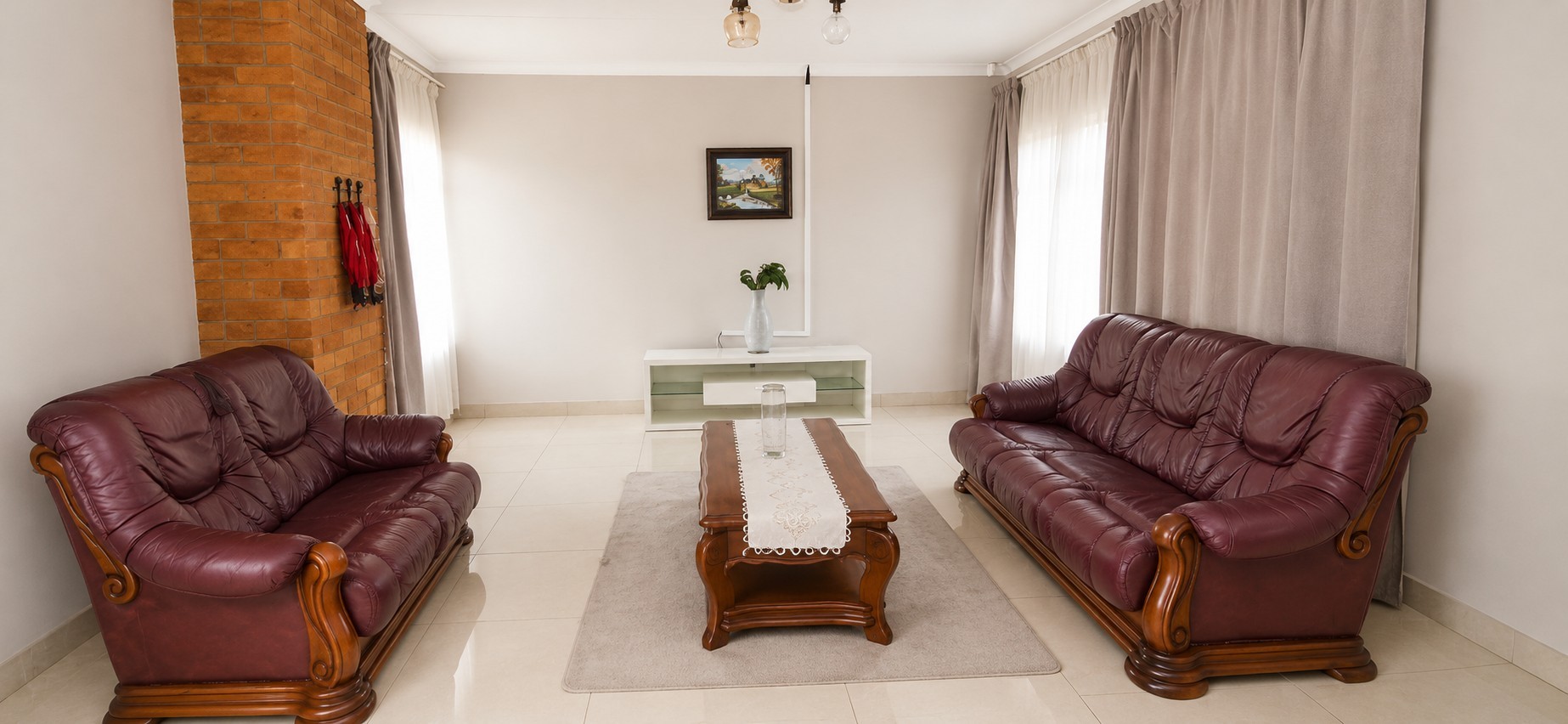 Family home in the sought after neighbourhood of Vanderbijlpark Se6!