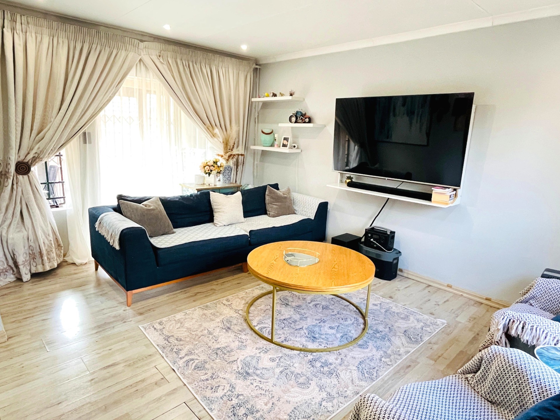 Townhouse For Sale in Monavoni, Centurion
