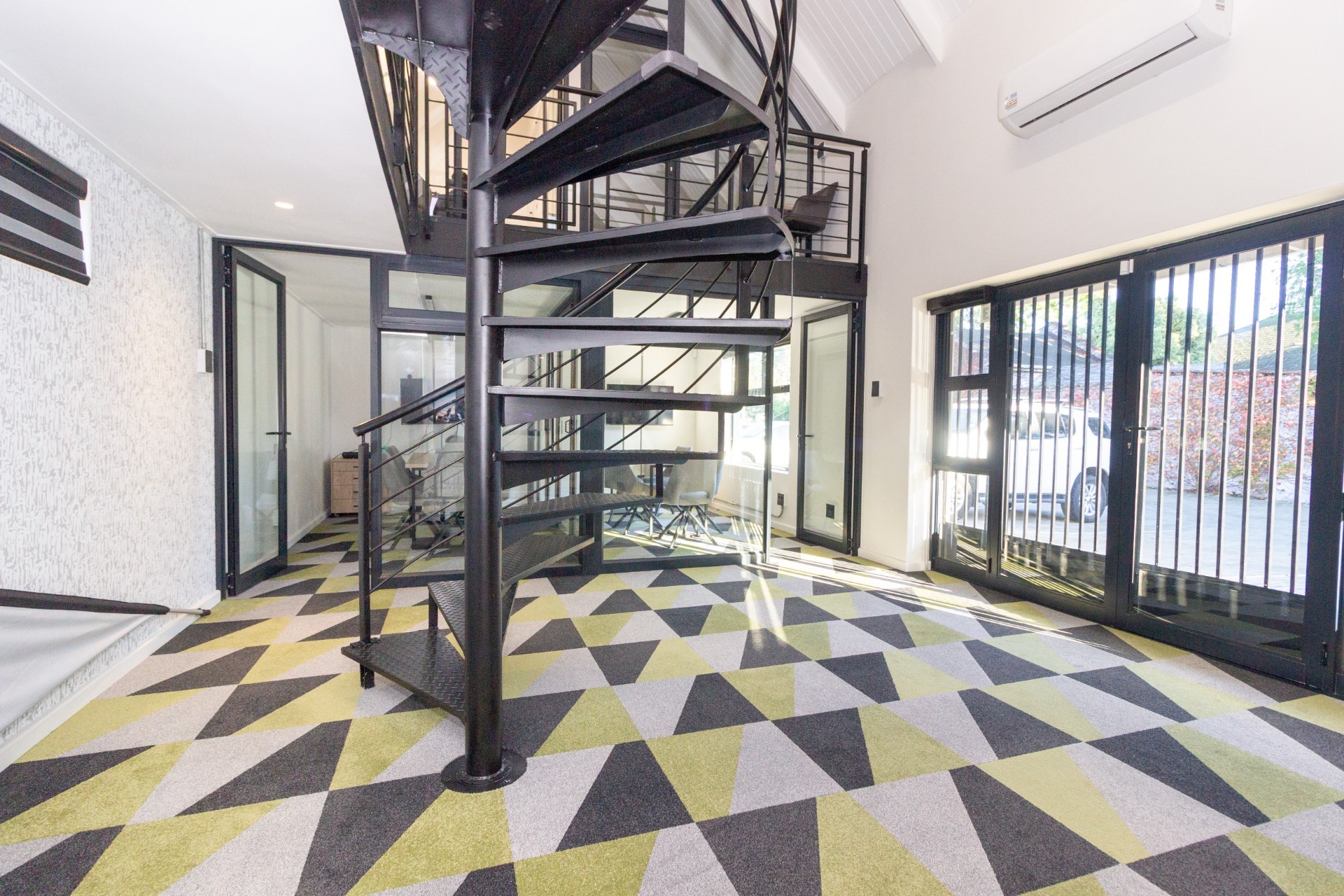 Stylish Mezzanine Offices with Private Boardroom to Let in Walmer | 35 sqm