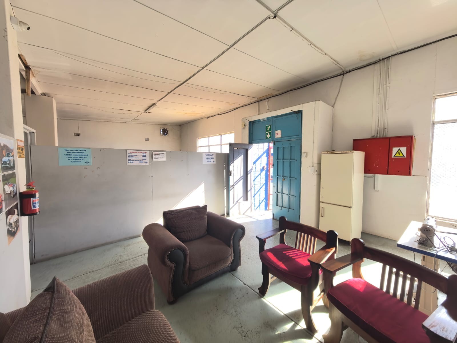 Positive Cash Flow Day One! Secure Dual-Tenant Commercial Property For Sale in Kimberley Central