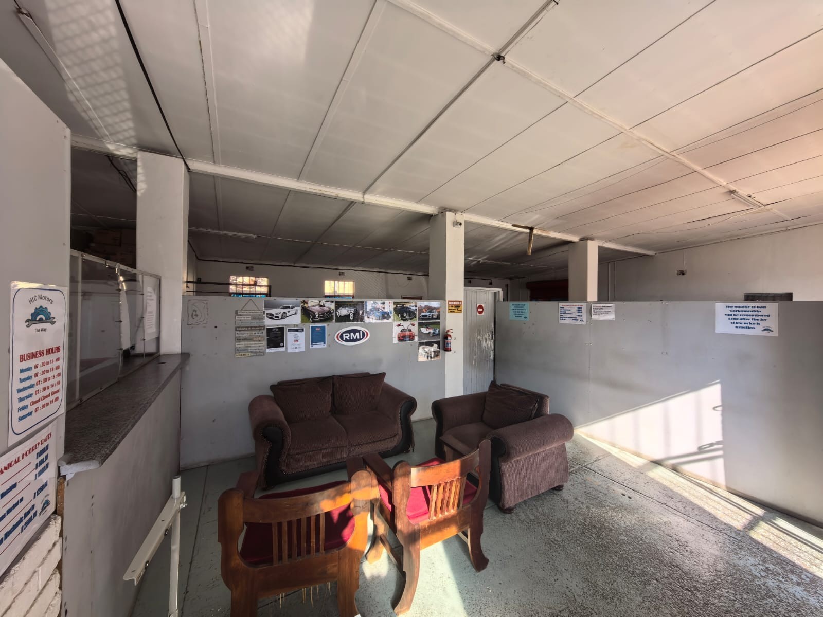 Positive Cash Flow Day One! Secure Dual-Tenant Commercial Property For Sale in Kimberley Central