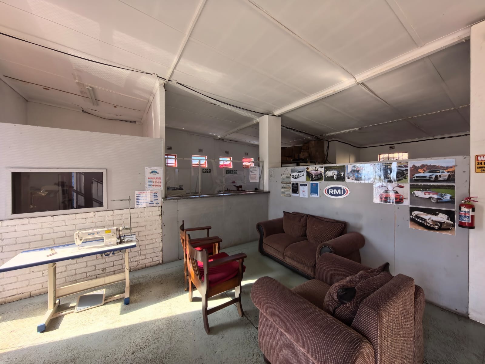 Positive Cash Flow Day One! Secure Dual-Tenant Commercial Property For Sale in Kimberley Central