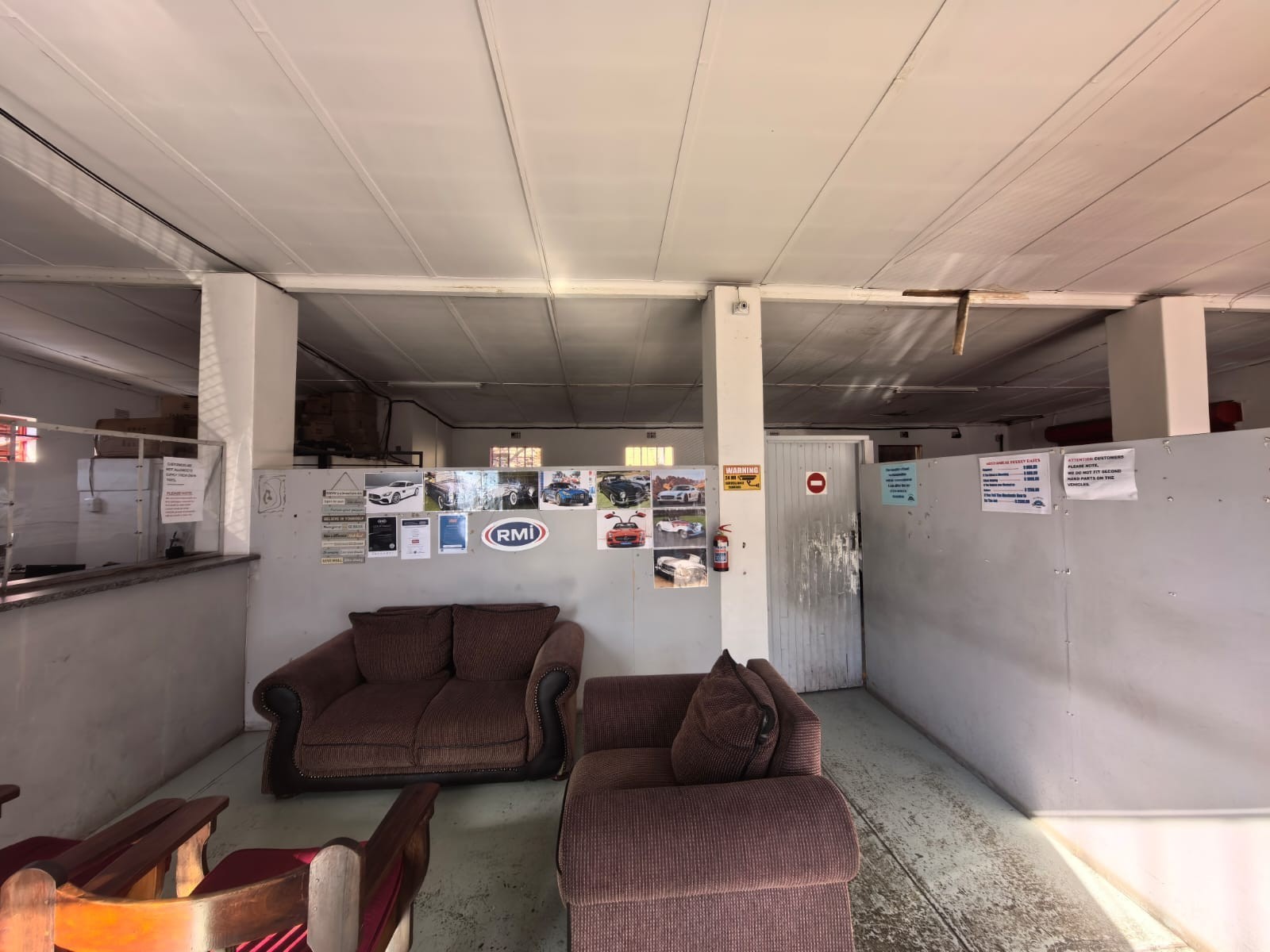 Positive Cash Flow Day One! Secure Dual-Tenant Commercial Property For Sale in Kimberley Central