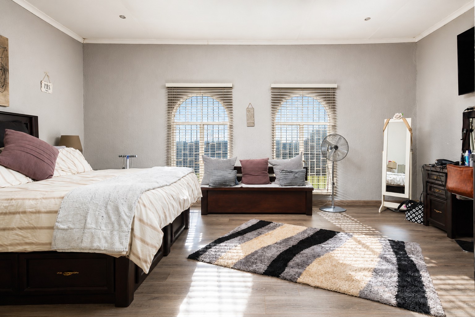 Spacious 3 Bedroom Family Home on a Massive 1,575m² Stand