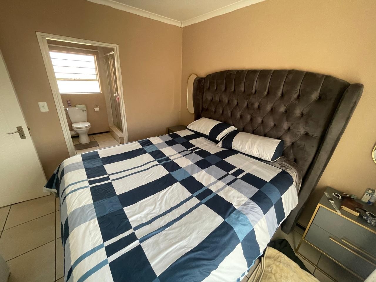 2 Bedroom,2 Bathroom Apartment