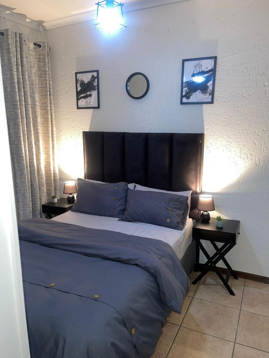 One-Bedroom Fully Furnished Apartment Available for Rent