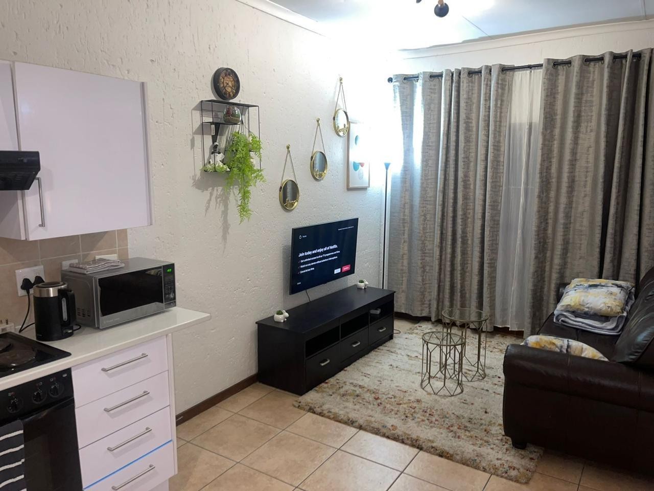 One-Bedroom Fully Furnished Apartment Available for Rent