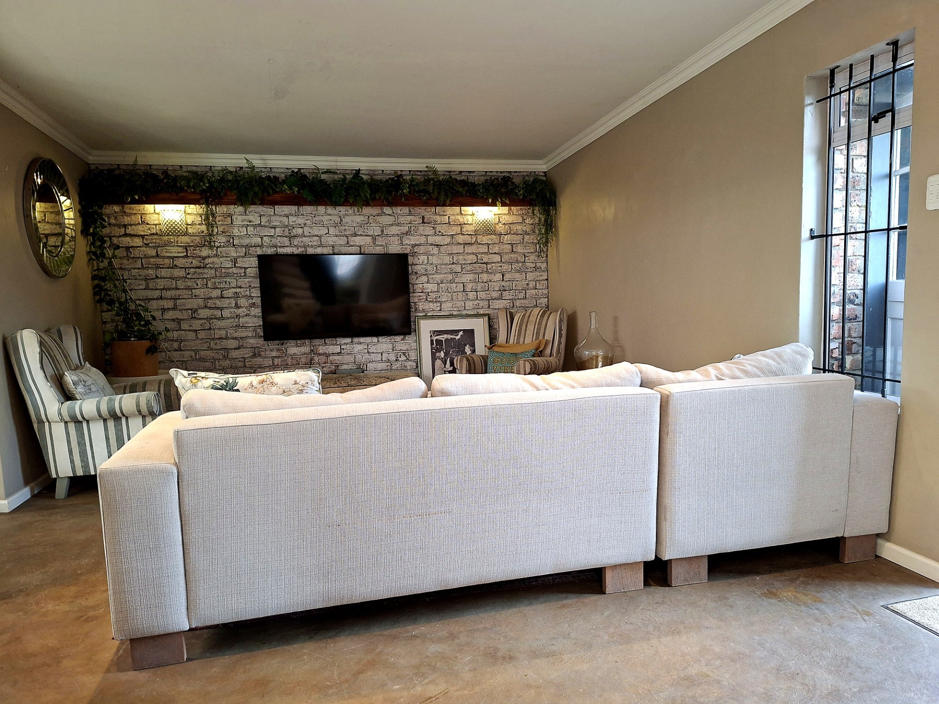 UNDER OFFER by Andre Theron Realtor / Modern Entertainer’s Home with Garage and Extra Parking