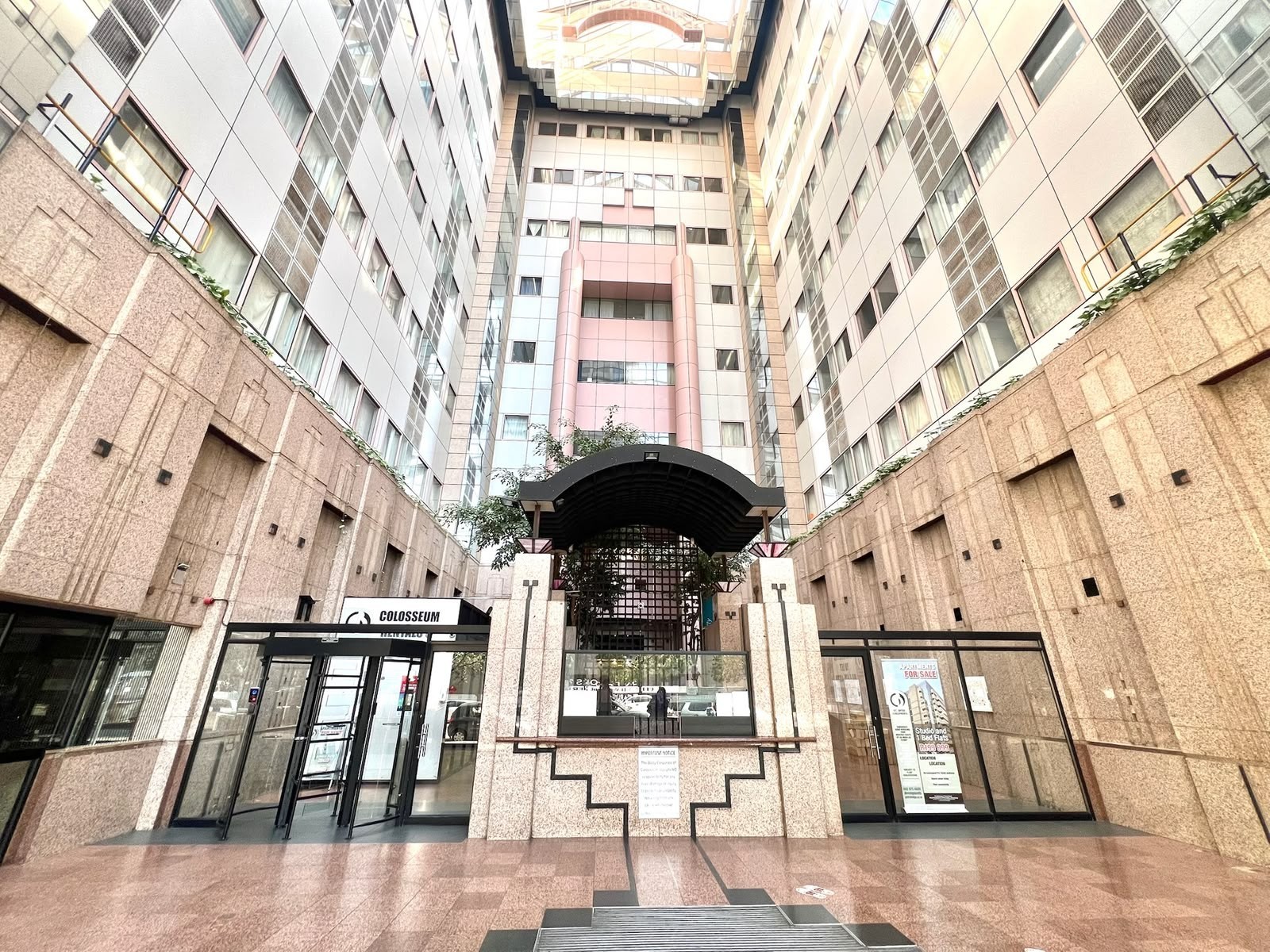 Studio Apartment for rent in Marshalltown, Johannesburg, 42 m²