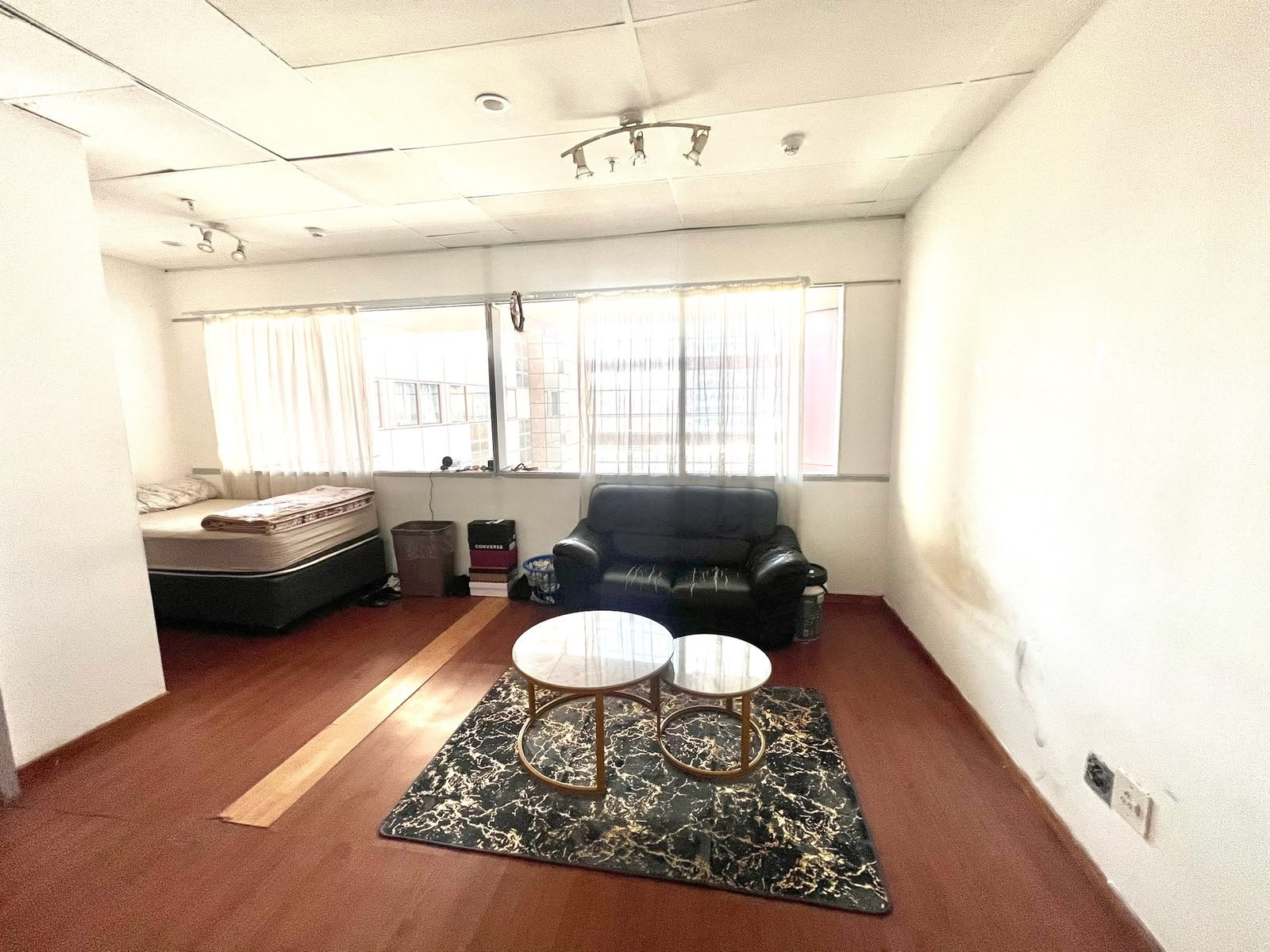 Studio Apartment for rent in Marshalltown, Johannesburg, 42 m²