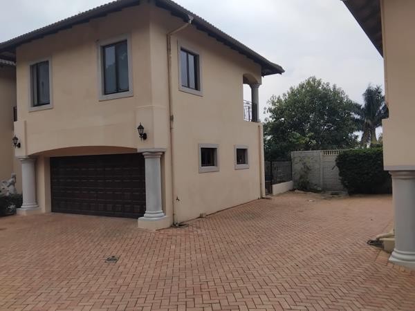 Townhouse For Sale in Westville, KwaZulu Natal