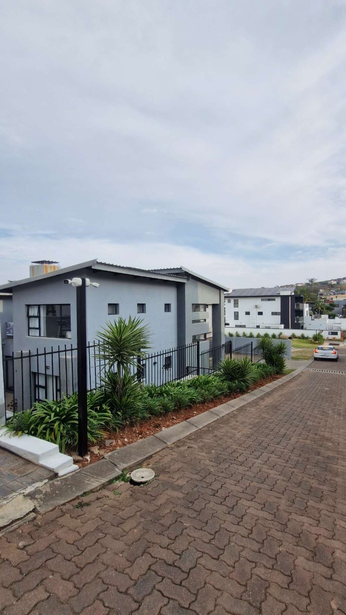 Modern Family Home in Northcliff with Exceptional Space and Potential Standard Bank Easy Sell