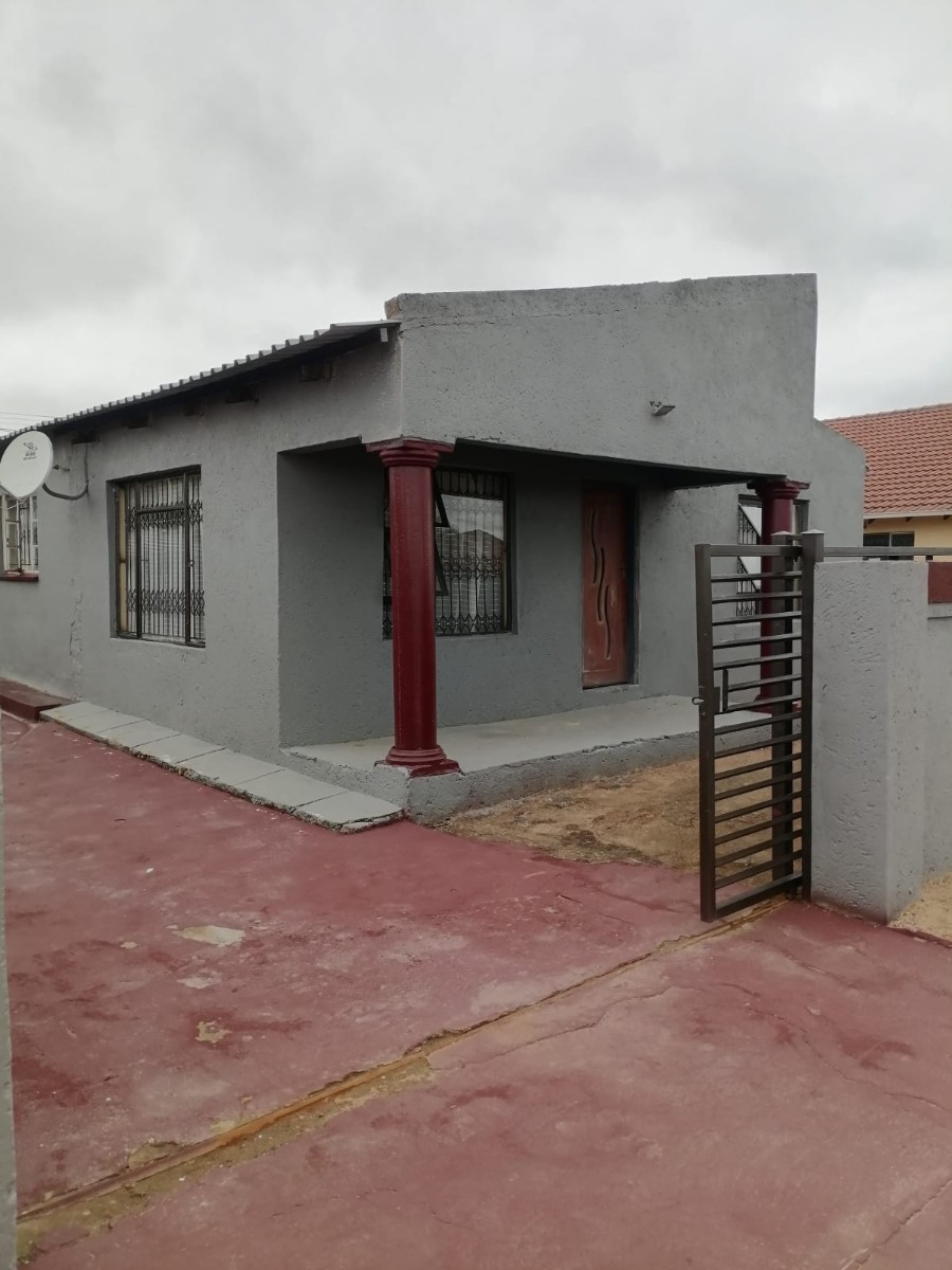 House For Sale in Seshego C, Seshego, Polokwane